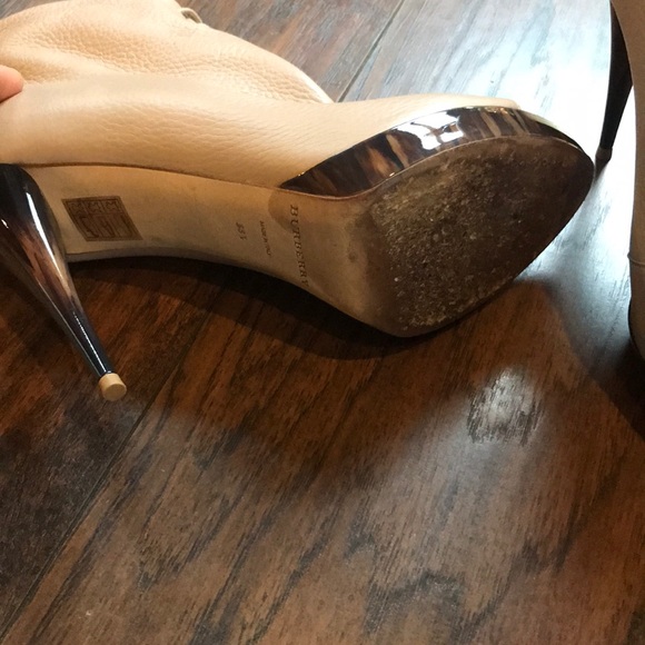 Burberry Leather Taupe Ankle Boots - Picture 4 of 8